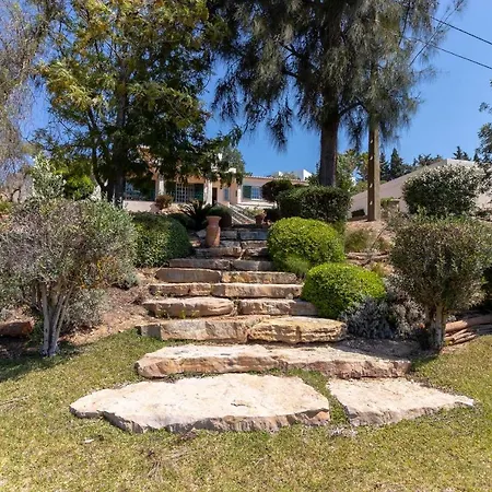 Casa Ouricos Large Pool Bbq Walk To