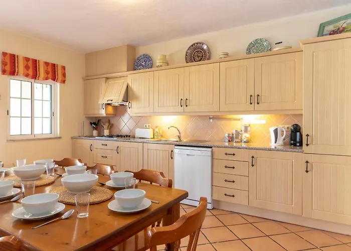 Casa Ouricos Large Pool Bbq Walk To Vila Carvoeiro (Lagoa)