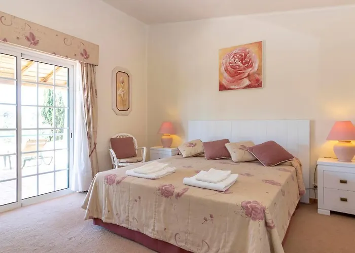 Villa Casa Ouricos Large Pool Bbq Walk To *